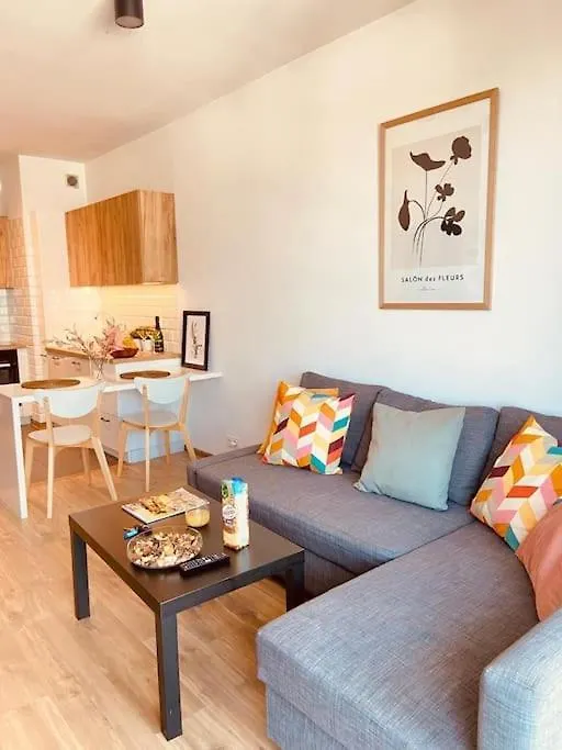 Spacious,Stylish And Comfortable 2 Room Apartment With Million Dollar View Warsaw
